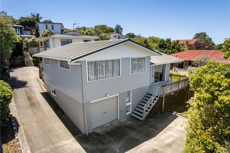 Photo of property in 69 Lynden Avenue, Hillcrest, Auckland, 0627