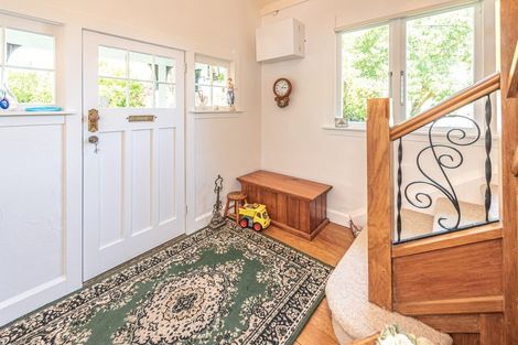 Photo of property in 12 Tarata Street, Saint Johns Hill, Whanganui, 4501