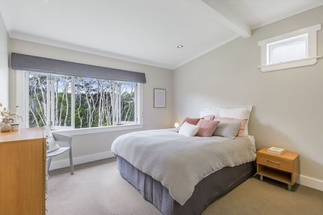 Photo of property in 13 Blacks Road, Greenhithe, Auckland, 0632