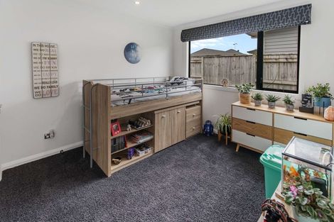Photo of property in 79 Rosalie Terrace, Kelvin Grove, Palmerston North, 4414
