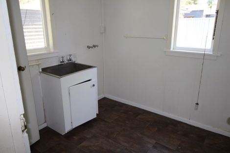 Photo of property in 83 Atawhai Road, Fitzherbert, Palmerston North, 4410