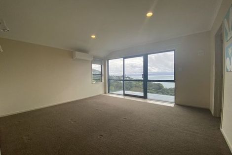 Photo of property in 1446 Whangaparaoa Road, Army Bay, Whangaparaoa, 0930