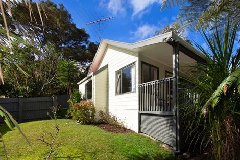 Photo of property in 2 Abbeygate Street, Birkdale, Auckland, 0626