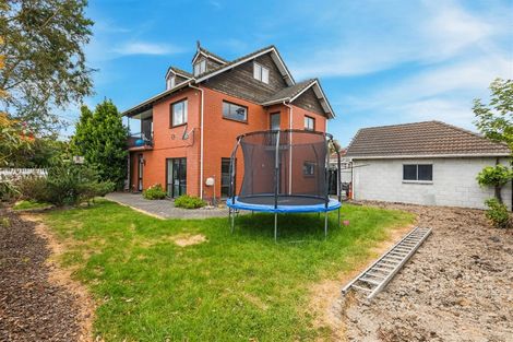 Photo of property in 15 Sawtell Place, Northcote, Christchurch, 8052