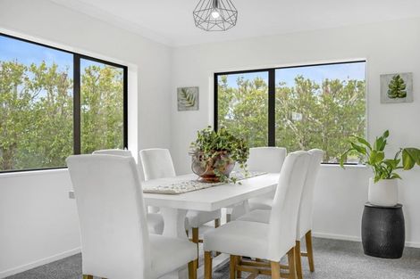 Photo of property in 13 Malahide Drive, Flat Bush, Auckland, 2019