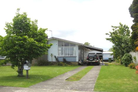 Photo of property in 6 Royal Arch Place, Rosehill, Papakura, 2113
