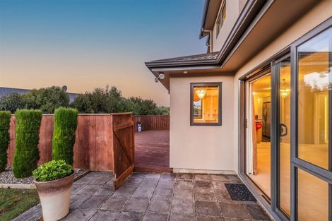 Photo of property in 5 Dusky Crescent, Aotea, Porirua, 5024