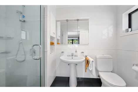 Photo of property in 1 Celina Place, Browns Bay, Auckland, 0630