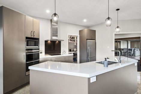 Photo of property in 14 Hamon Place, Pukehangi, Rotorua, 3015