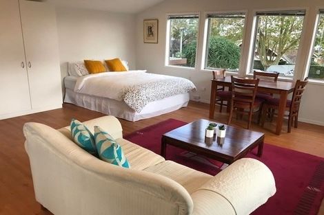 Photo of property in 6 Beresford Street, Bayswater, Auckland, 0622