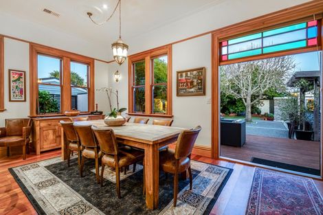 Photo of property in 104 Richmond Street, Petone, Lower Hutt, 5012