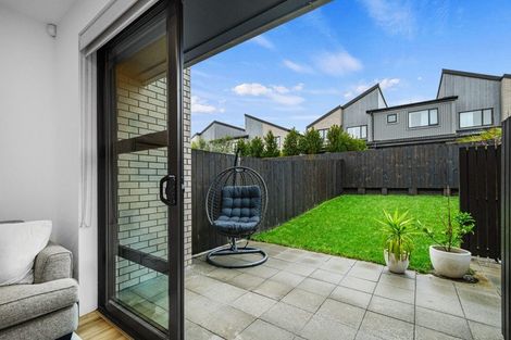 Photo of property in 31 Peihana Road, Hobsonville, Auckland, 0616