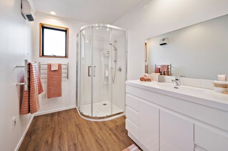 Photo of property in 10b Lanes Road, Bridge Hill, Alexandra, 9320