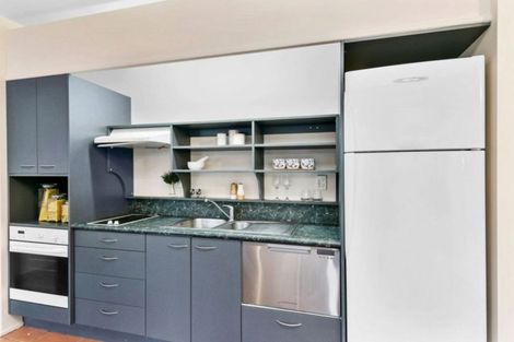 Photo of property in St Peters Apartments, 1d/192 Willis Street, Te Aro, Wellington, 6011