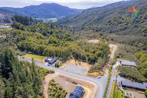 Photo of property in 59 Crest Road, Akatarawa, Upper Hutt, 5372