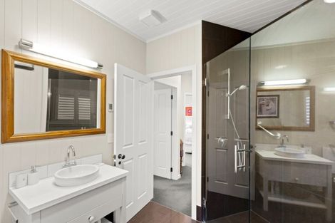 Photo of property in 361 Tucker Beach Road, Queenstown Hill, Queenstown, 9371