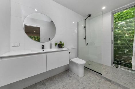 Photo of property in 186c Woodlands Park Road, Titirangi, Auckland, 0604