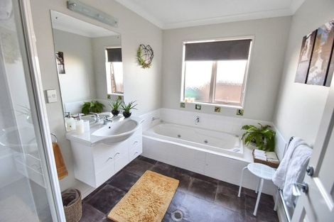 Photo of property in 4 Greenfield Place, Twizel, 7901