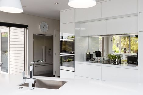 Photo of property in 25 Trent Avenue, Hokowhitu, Palmerston North, 4410