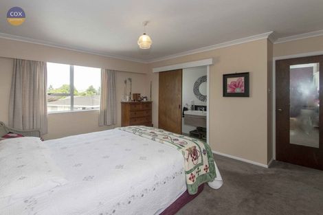 Photo of property in 17 Robinson Crescent, Tamatea, Napier, 4112