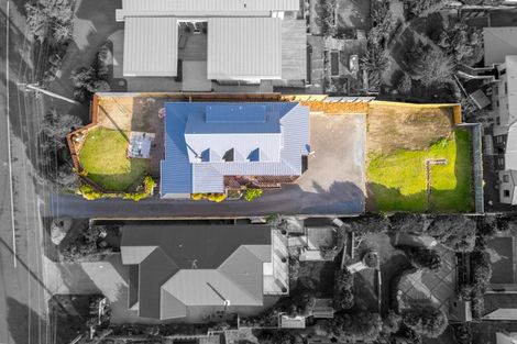 Photo of property in 128 Seaview Road, Paraparaumu Beach, Paraparaumu, 5032