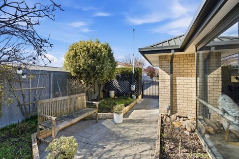 Photo of property in 2/39 Frankleigh Street, Somerfield, Christchurch, 8024