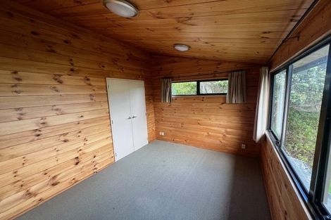 Photo of property in 24 Gaya Grove, Ngaio, Wellington, 6035