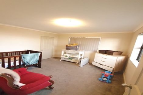 Photo of property in 91 Keri Vista Rise, Papakura, 2110