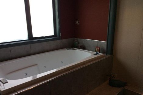 Photo of property in 17 Riveredge Terrace, Ohau, Levin, 5570