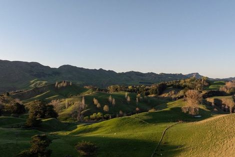 Photo of property in 969 Kahuranaki Road, Kahuranaki, Havelock North, 4295