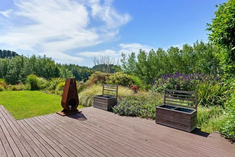 Photo of property in 205 Taylors Road, Otaki, 5583
