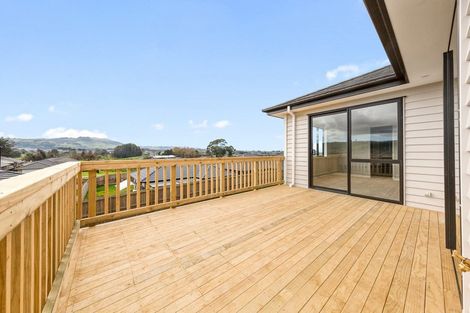 Photo of property in 12 Lippiatt Crescent, Pokeno, 2402