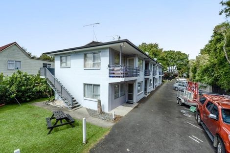 Photo of property in 10/13 Thames Street, Claudelands, Hamilton, 3214
