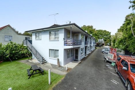 Photo of property in 10/13 Thames Street, Claudelands, Hamilton, 3214