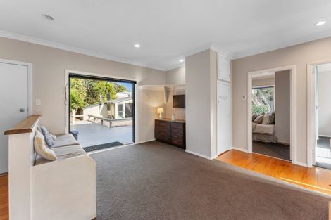 Photo of property in 62 Raumati Road, Raumati Beach, Paraparaumu, 5032