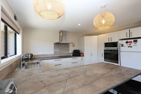 Photo of property in 27 Clydesdale Drive, Holmes Hill, Oamaru, 9401