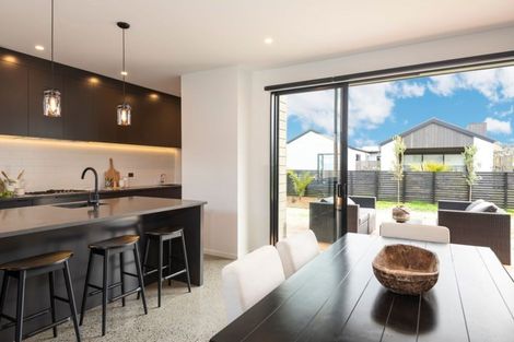 Photo of property in 2 Shearwater Lane, Point Wells, 0986