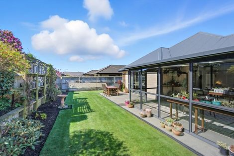 Photo of property in 87 Rannoch Drive, Broomfield, Christchurch, 8042