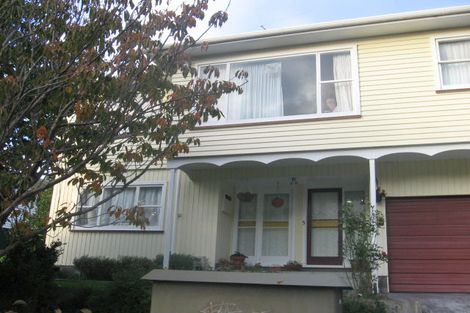 Photo of property in 5 Fyvie Avenue, Tawa, Wellington, 5028