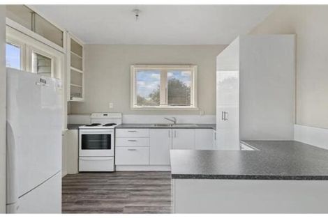 Photo of property in 2/5 Tara Street, Riccarton, Christchurch, 8041