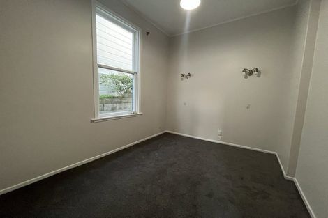 Photo of property in 108 Wallace Street, Mount Cook, Wellington, 6021