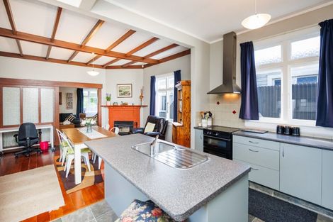 Photo of property in 8 Burns Avenue, Takaro, Palmerston North, 4412