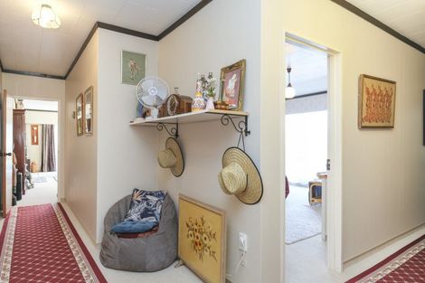 Photo of property in 117 Guy Street, Dannevirke, 4930