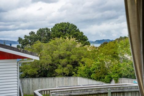 Photo of property in 219 Dowse Drive, Maungaraki, Lower Hutt, 5010