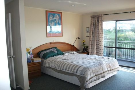 Photo of property in 14 St Clair Place, Browns Bay, Auckland, 0630