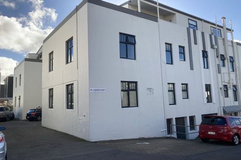 Photo of property in 9/24 Elizabeth Street, Mount Victoria, Wellington, 6011