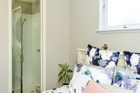 Photo of property in 10 Vardon Road, St Andrews, Hamilton, 3200