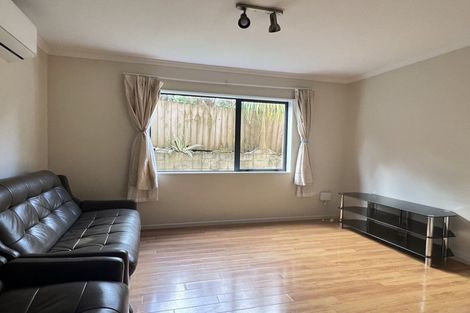 Photo of property in 16 City View Terrace, Birkenhead, Auckland, 0626