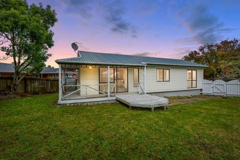Photo of property in 5 Tulsa Grove, Totara Park, Upper Hutt, 5018