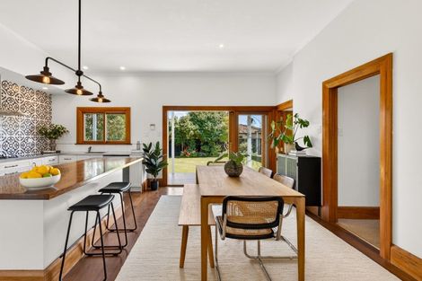 Photo of property in 1002 Fitzroy Avenue, Mahora, Hastings, 4120